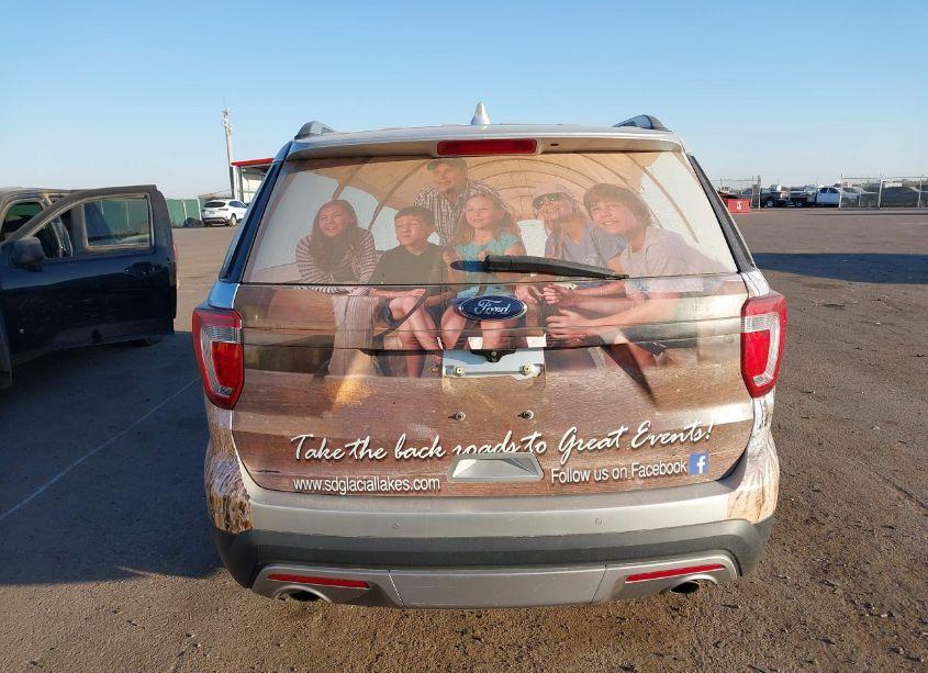 Photo 16 of 2017 Ford Explorer XLT (VIN 1FM5K8D85HGE11861)