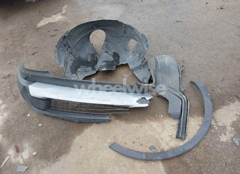 Photo 12 of 2018 Ford Explorer XLT (VIN 1FM5K8D85JGA34860)