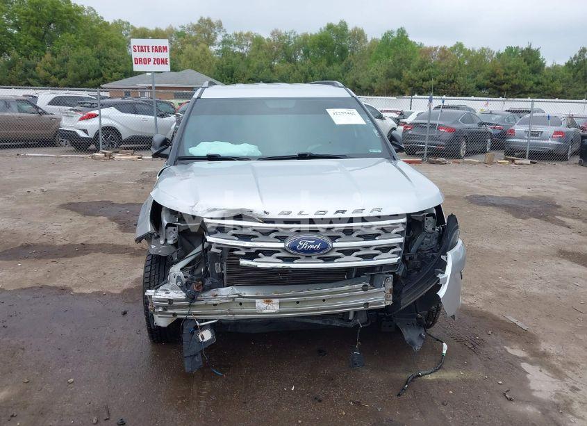 Photo 13 of 2018 Ford Explorer XLT (VIN 1FM5K8D85JGA34860)