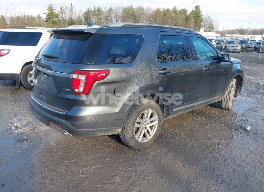 Photo 4 of 2018 Ford Explorer XLT (VIN 1FM5K8D85JGB48258)