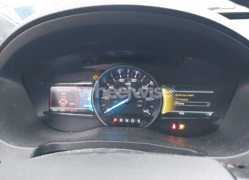 Photo 7 of 2018 Ford Explorer XLT (VIN 1FM5K8D85JGB83432)