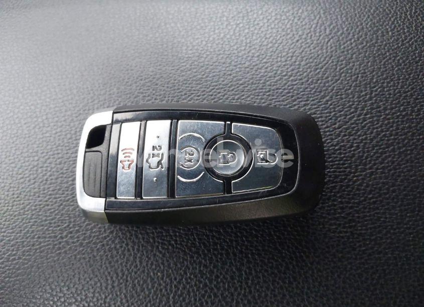 Photo 11 of 2018 Ford Explorer XLT (VIN 1FM5K8D85JGC25579)