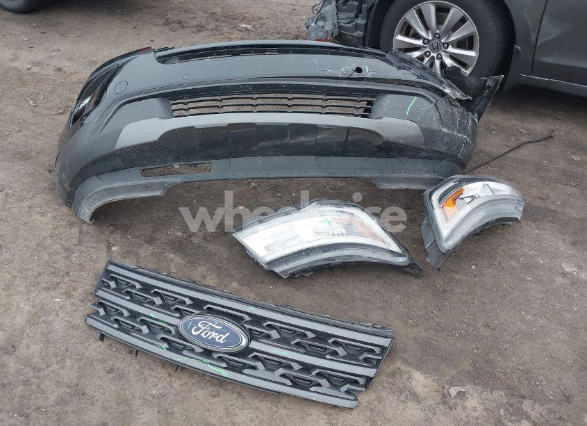 Photo 12 of 2018 Ford Explorer XLT (VIN 1FM5K8D85JGC25579)