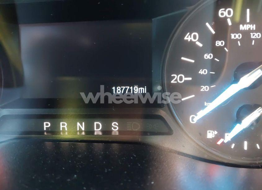 Photo 15 of 2019 Ford Explorer XLT (VIN 1FM5K8D85KGA15419)