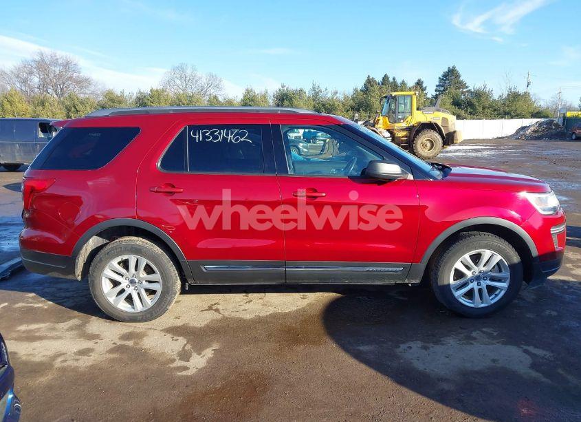 Photo 14 of 2019 Ford Explorer XLT (VIN 1FM5K8D85KGA15467)