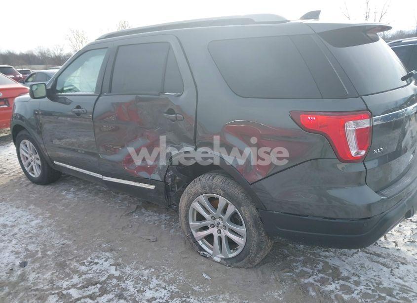 Photo 6 of 2019 Ford Explorer XLT (VIN 1FM5K8D85KGA71134)