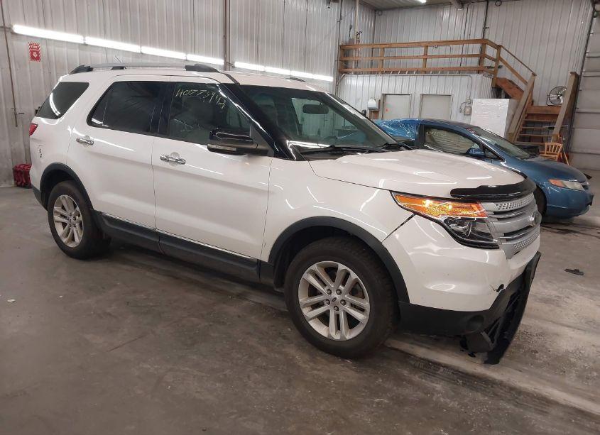 2013 Ford Explorer XLT (VIN 1FM5K8D86DGA18493) main photo