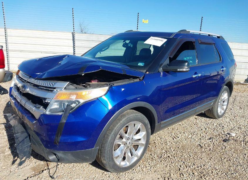 Photo 2 of 2013 Ford Explorer XLT (VIN 1FM5K8D86DGB57507)