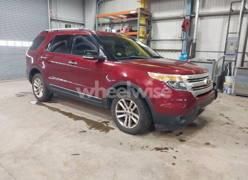 2013 Ford Explorer XLT (VIN 1FM5K8D86DGB76154) main photo