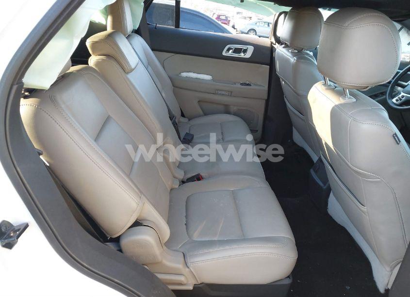 Photo 8 of 2013 Ford Explorer XLT (VIN 1FM5K8D86DGB85825)