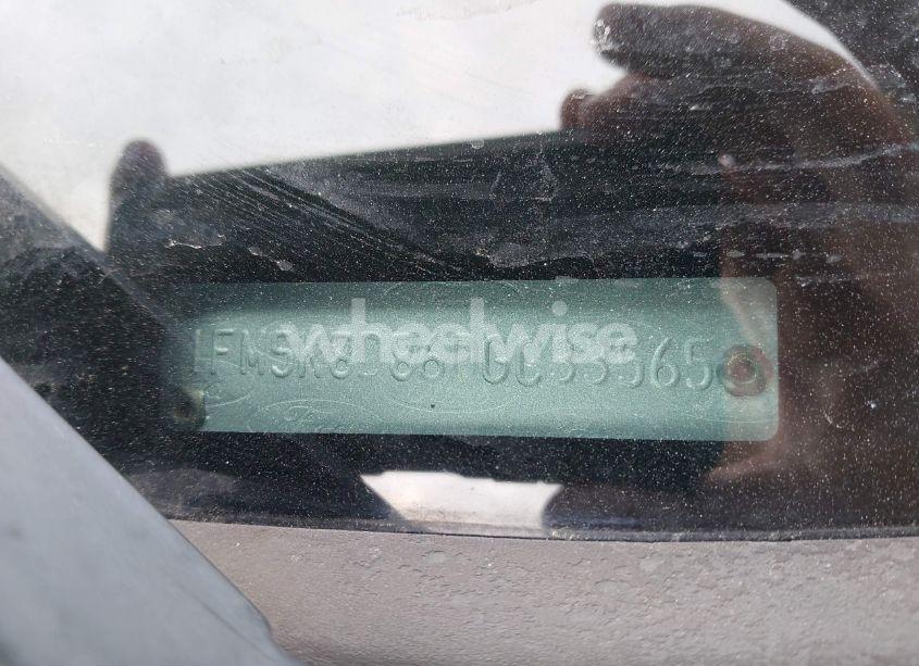 Photo 9 of 2013 Ford Explorer XLT (VIN 1FM5K8D86DGC33565)