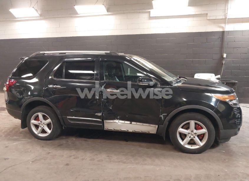 Photo 13 of 2013 Ford Explorer XLT (VIN 1FM5K8D86DGC50320)