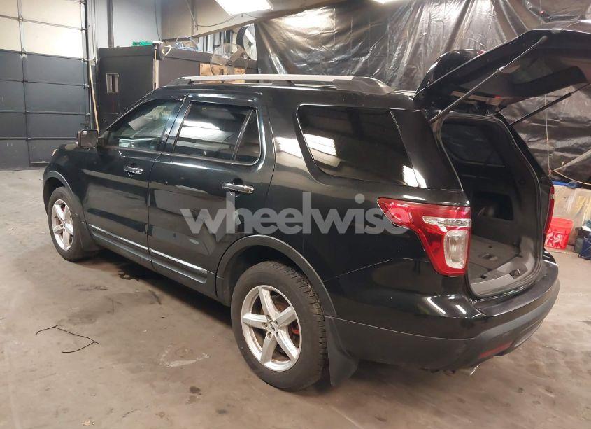 Photo 3 of 2013 Ford Explorer XLT (VIN 1FM5K8D86DGC50320)