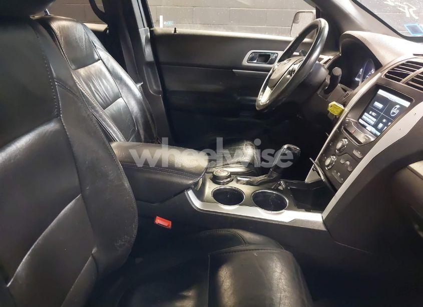 Photo 5 of 2013 Ford Explorer XLT (VIN 1FM5K8D86DGC50320)