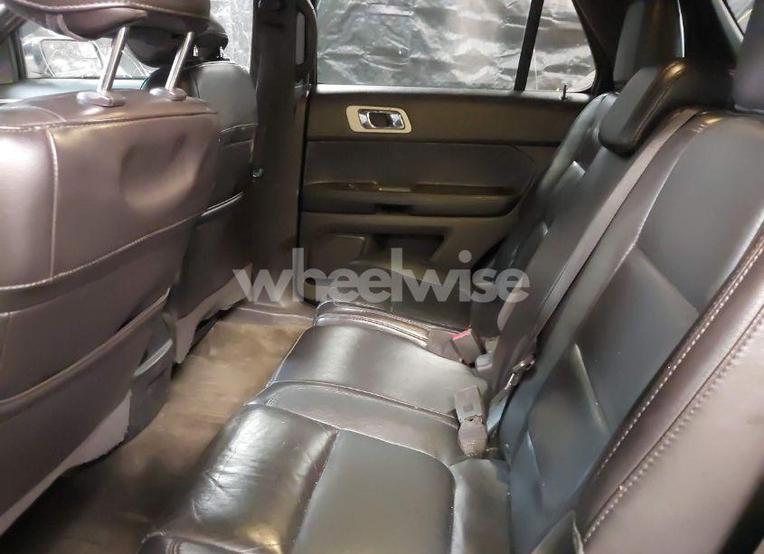 Photo 8 of 2013 Ford Explorer XLT (VIN 1FM5K8D86DGC50320)