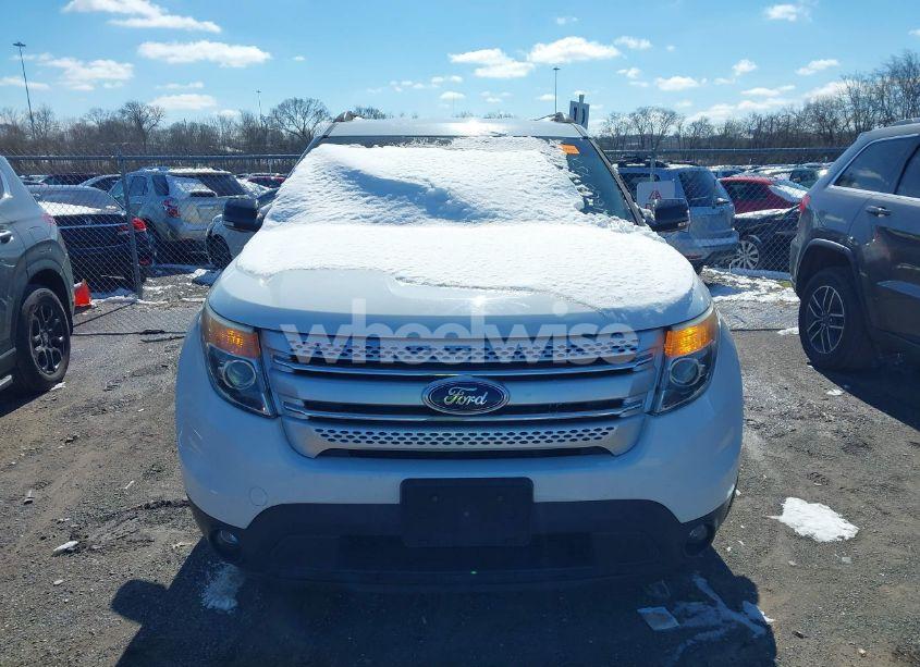 Photo 12 of 2013 Ford Explorer XLT (VIN 1FM5K8D86DGC64038)