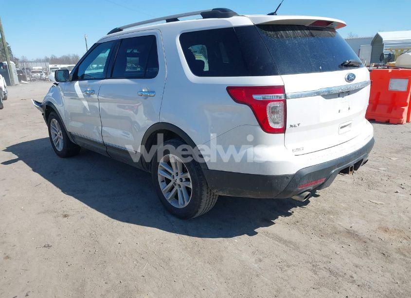 Photo 3 of 2014 Ford Explorer XLT (VIN 1FM5K8D86EGA68019)