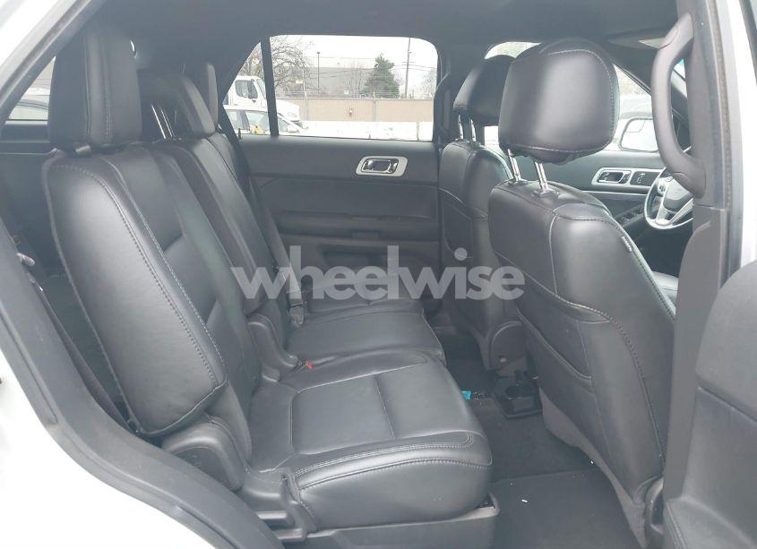 Photo 8 of 2014 Ford Explorer XLT (VIN 1FM5K8D86EGA92269)