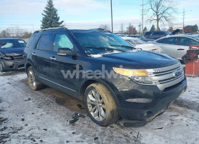 2014 Ford Explorer XLT (VIN 1FM5K8D86EGB78004) main photo