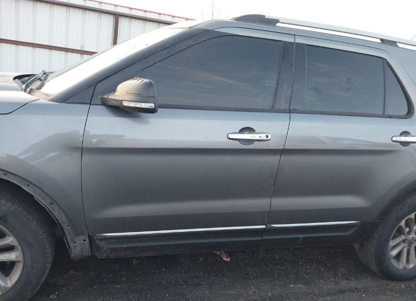 Photo 14 of 2014 Ford Explorer XLT (VIN 1FM5K8D86EGC48679)