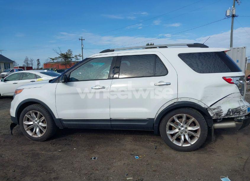 Photo 14 of 2015 Ford Explorer XLT (VIN 1FM5K8D86FGA05892)