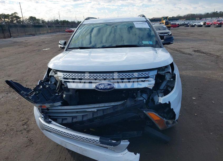 Photo 12 of 2015 Ford Explorer XLT (VIN 1FM5K8D86FGA50279)