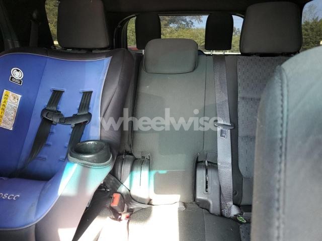 Photo 11 of 2015 FORD EXPLORER XLT (VIN 1FM5K8D86FGA60570)