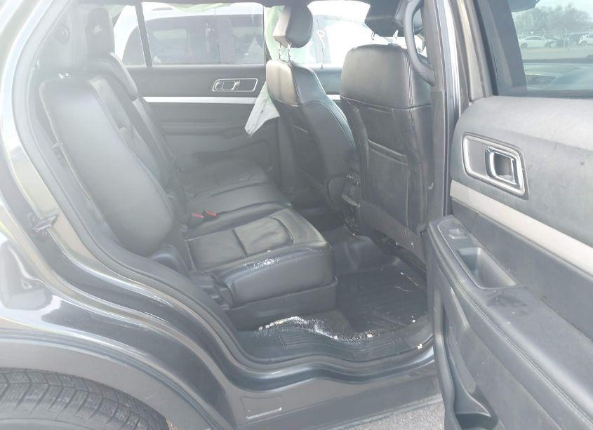 Photo 8 of 2016 Ford Explorer XLT (VIN 1FM5K8D86GGA50770)