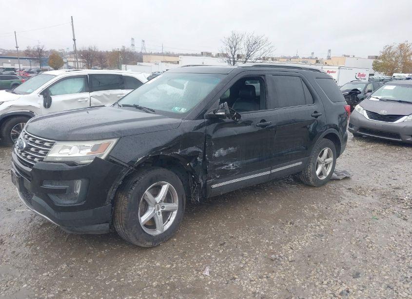 Photo 6 of 2016 Ford Explorer XLT (VIN 1FM5K8D86GGA59727)