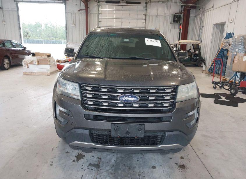 Photo 6 of 2016 Ford Explorer XLT (VIN 1FM5K8D86GGA98155)