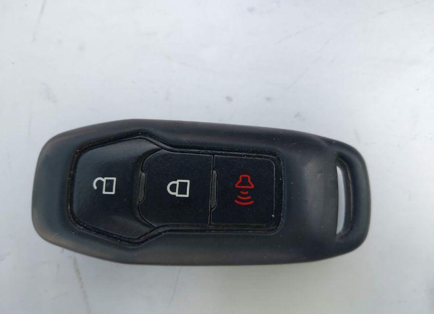 Photo 11 of 2016 Ford Explorer XLT (VIN 1FM5K8D86GGB32255)