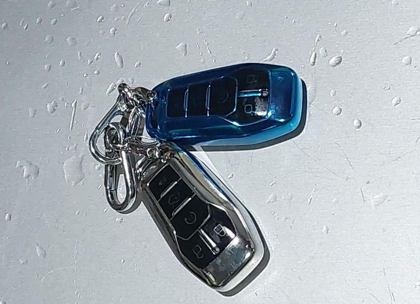 Photo 11 of 2016 Ford Explorer XLT (VIN 1FM5K8D86GGB85408)