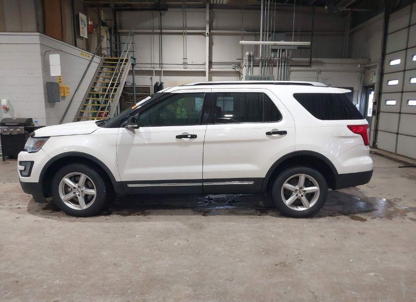 Photo 14 of 2016 Ford Explorer XLT (VIN 1FM5K8D86GGB85408)