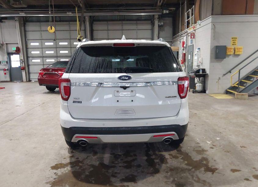 Photo 16 of 2016 Ford Explorer XLT (VIN 1FM5K8D86GGB85408)