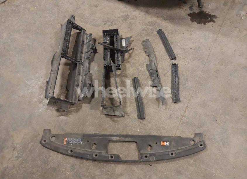 Photo 19 of 2016 Ford Explorer XLT (VIN 1FM5K8D86GGC48359)