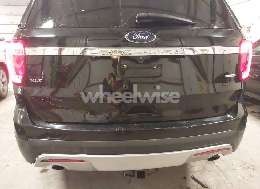 Photo 20 of 2016 Ford Explorer XLT (VIN 1FM5K8D86GGC48359)