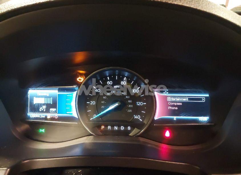 Photo 7 of 2016 Ford Explorer XLT (VIN 1FM5K8D86GGC48359)