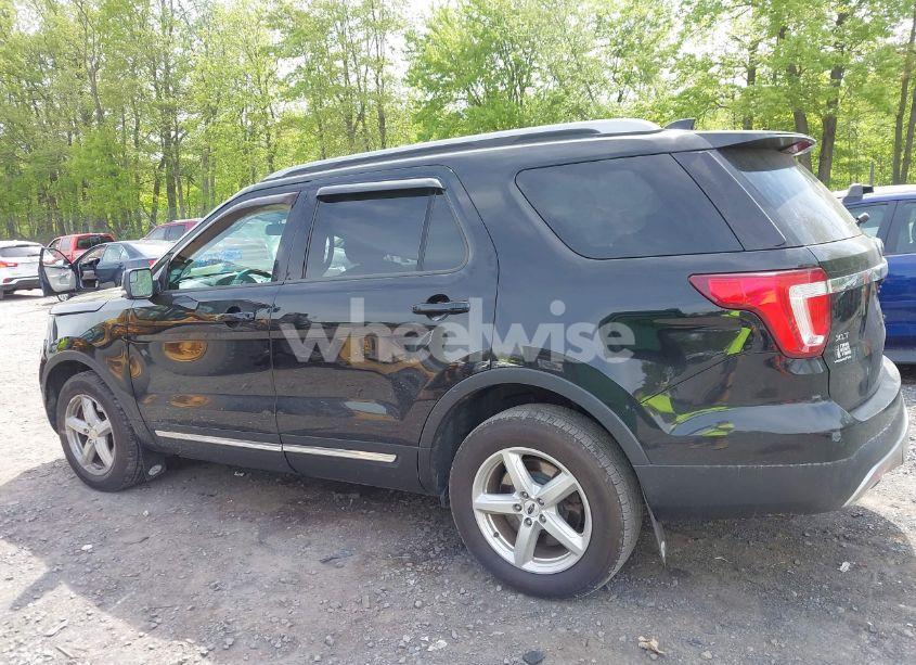 Photo 14 of 2016 Ford Explorer XLT (VIN 1FM5K8D86GGC52427)