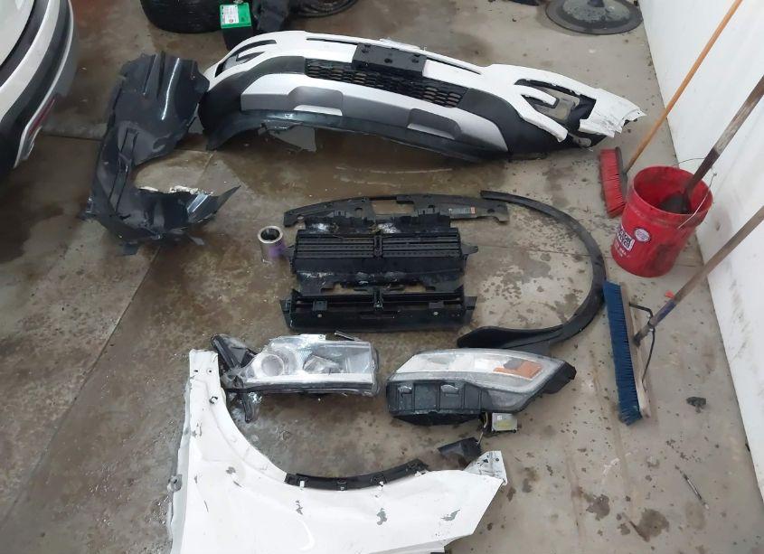 Photo 12 of 2016 Ford Explorer XLT (VIN 1FM5K8D86GGC83791)