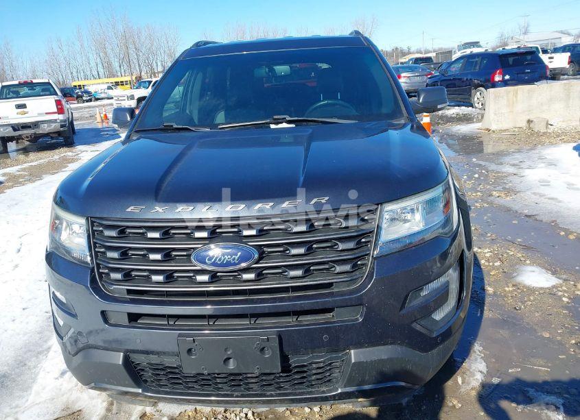 Photo 12 of 2017 Ford Explorer XLT (VIN 1FM5K8D86HGA02185)