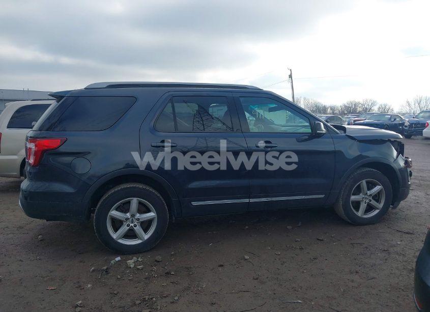 Photo 14 of 2017 Ford Explorer XLT (VIN 1FM5K8D86HGA32464)