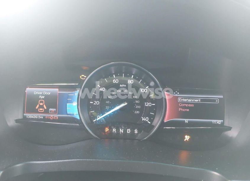 Photo 7 of 2017 Ford Explorer XLT (VIN 1FM5K8D86HGA32464)