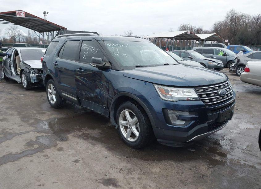 2017 Ford Explorer XLT (VIN 1FM5K8D86HGA72799) main photo
