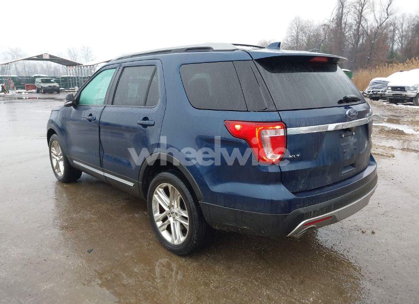 Photo 3 of 2017 Ford Explorer XLT (VIN 1FM5K8D86HGA85097)