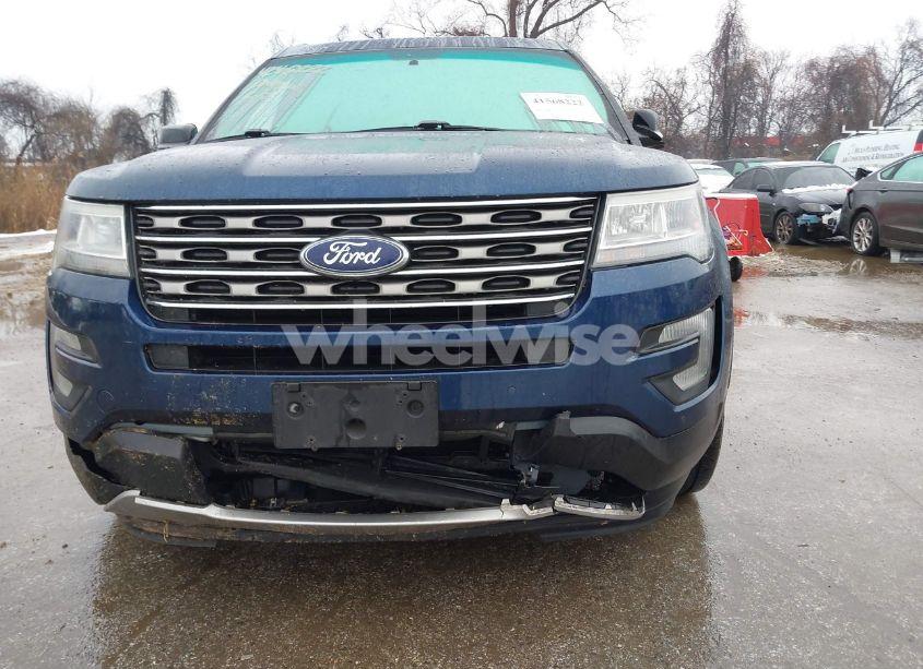Photo 6 of 2017 Ford Explorer XLT (VIN 1FM5K8D86HGA85097)
