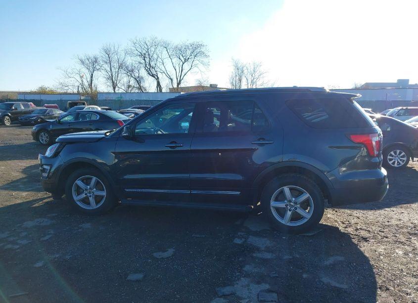 Photo 14 of 2017 Ford Explorer XLT (VIN 1FM5K8D86HGA91529)