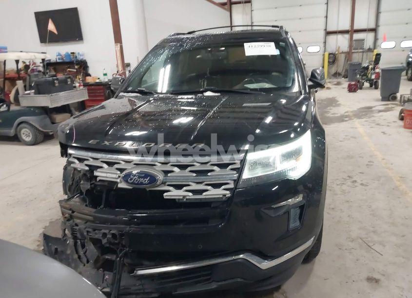 Photo 12 of 2018 Ford Explorer XLT (VIN 1FM5K8D86JGB20808)