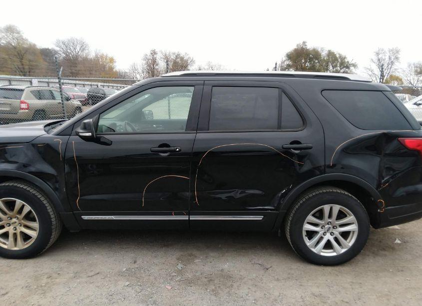 Photo 14 of 2018 Ford Explorer XLT (VIN 1FM5K8D86JGC12839)
