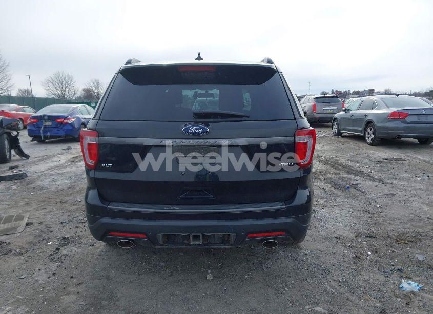 Photo 15 of 2018 Ford Explorer XLT (VIN 1FM5K8D86JGC66383)