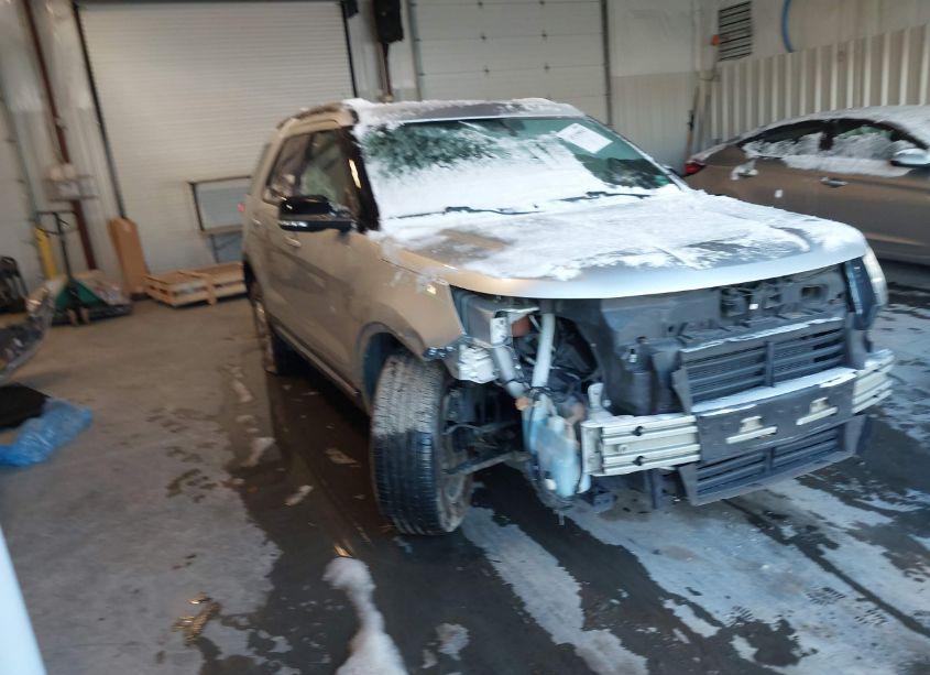 2018 Ford Explorer XLT (VIN 1FM5K8D86JGC89274) main photo